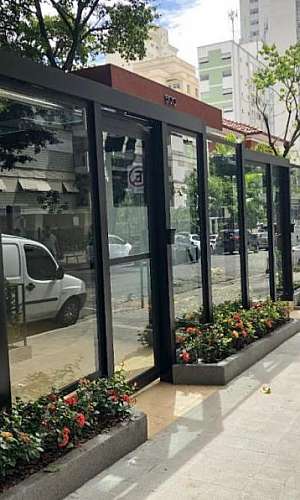 Fachadas em vidro e alumínio Fachadas em vidro e alumínio